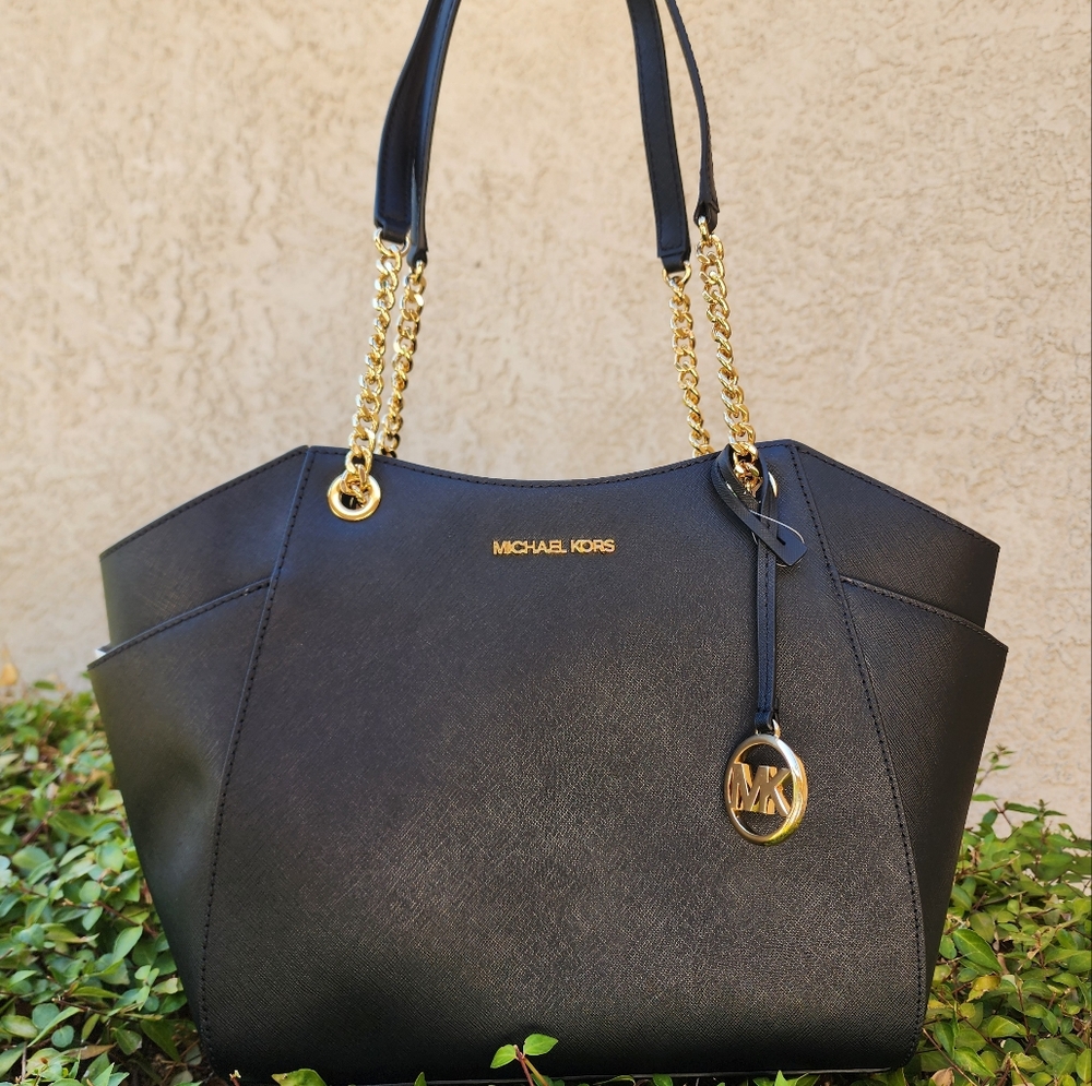 Michael Kors Marilyn Medium Saffiano Leather Tote Bag Gold/Black Zip Closure NWT